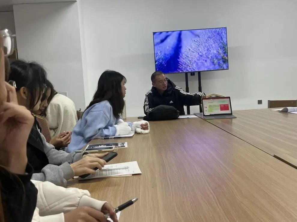 2afba8b00d6a0a37a1a4e3d9a590e447.jpg 2afba8b00d6a0a37a1a4e3d9a590e447.jpg