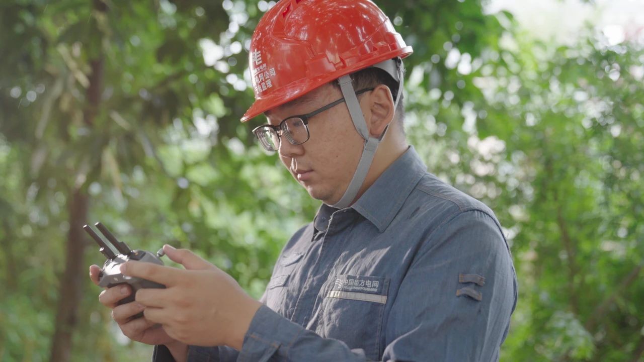 毕业入职电网!8年,他从基层干到副总监! 第 6 张 毕业入职电网!8年,他从基层干到副总监! 第 6 张