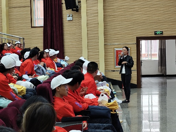 筑梦医药新时代，培育卓越接班人 ——云南经济管理学院医学院2025级药学、中药学专业新生入学教育专业宣讲会成功举行 第 7 张